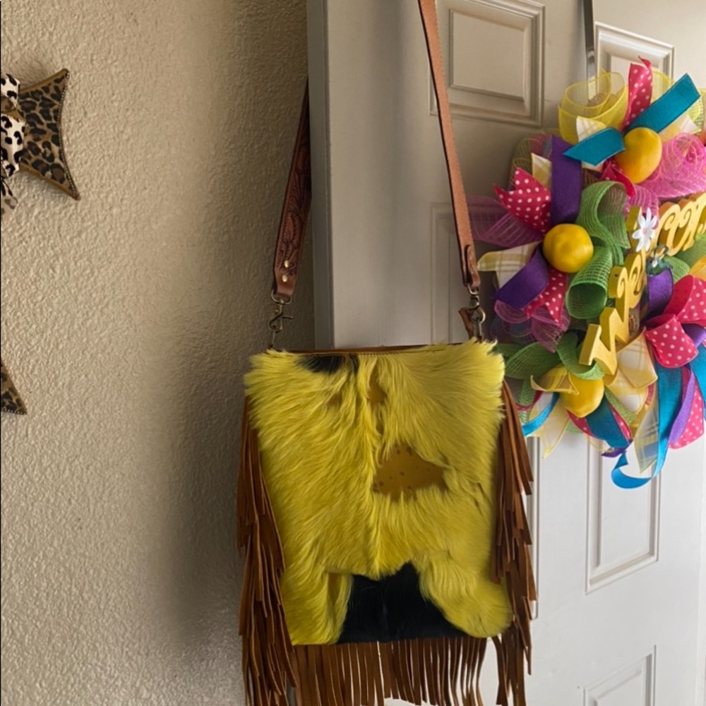 Authentic cowhide purse, with real leather strap